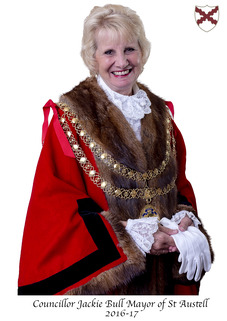 mayor jackie bull