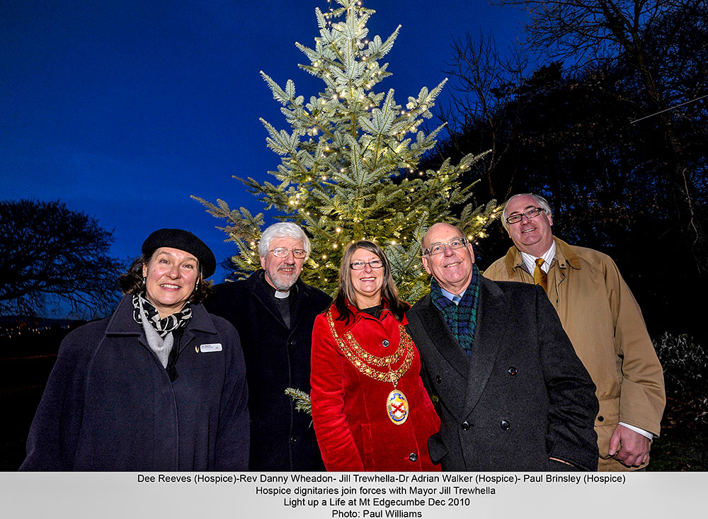Dee Reeves (Hospice), Rev Danny Wheadon, Mayor Jill Trewhella, Dr Adrian Walker (hospice) and Paul Brinsley (hospice) at the Light up a Life Event at Mount Edgecumbe, December 2010