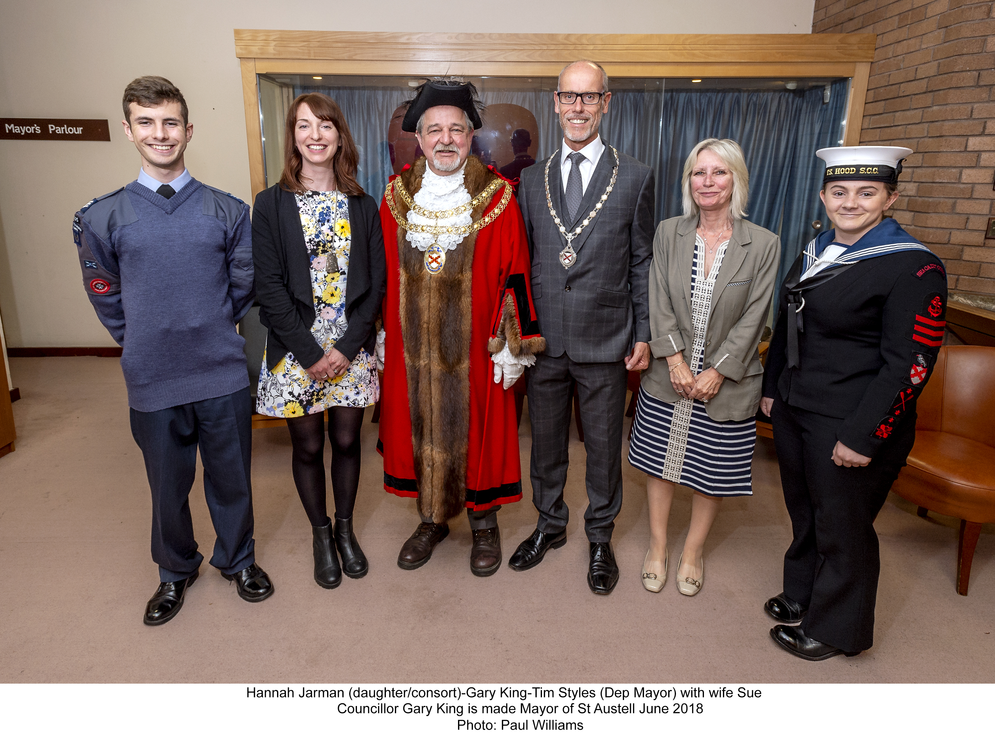 Local officials and cadets pose with outgoing Mayor Gary King at the 2019 Mayor Making Ceremony